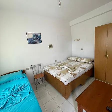 Pensjonat Vila Xhaferaj